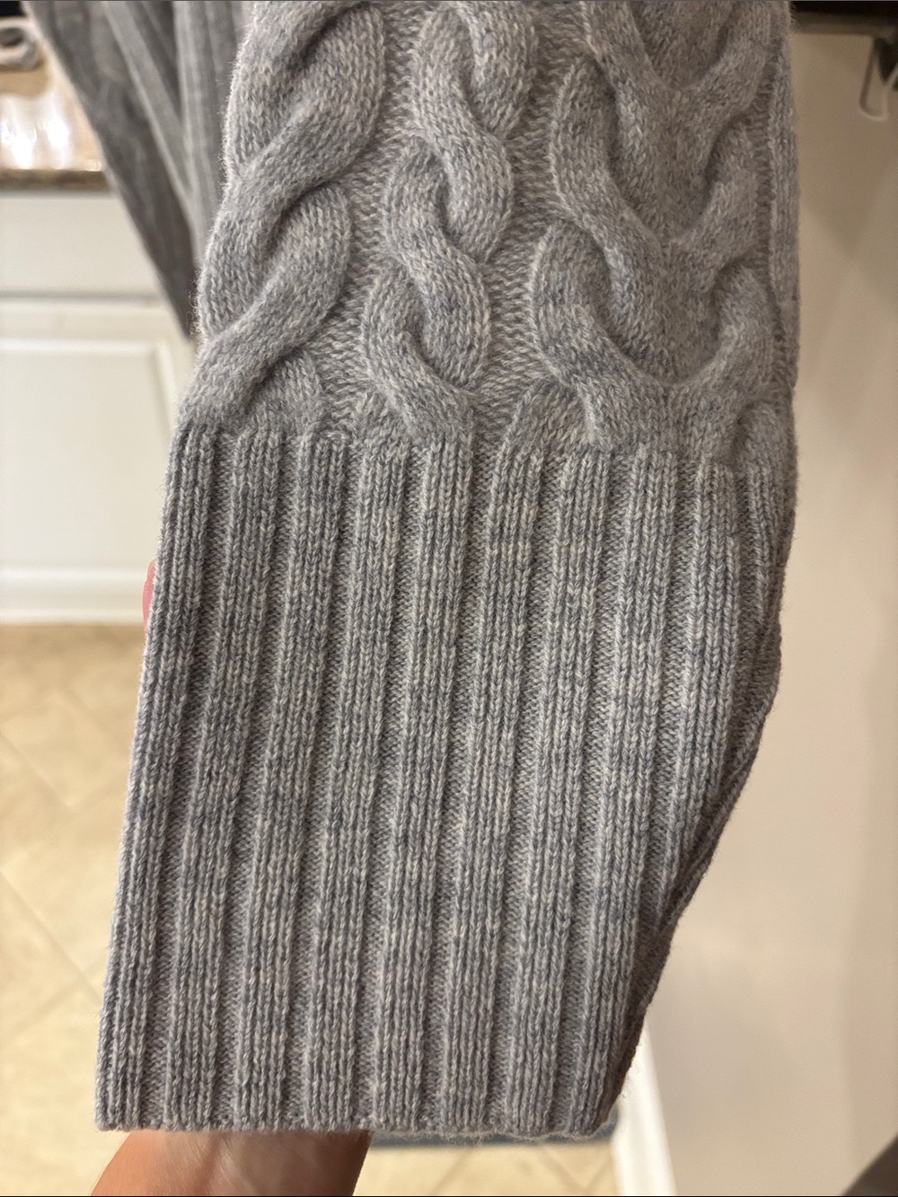 Alashan 100% Merino Wool Cable Knit Sweater | Size XL | Gray - Picture 7 of 9